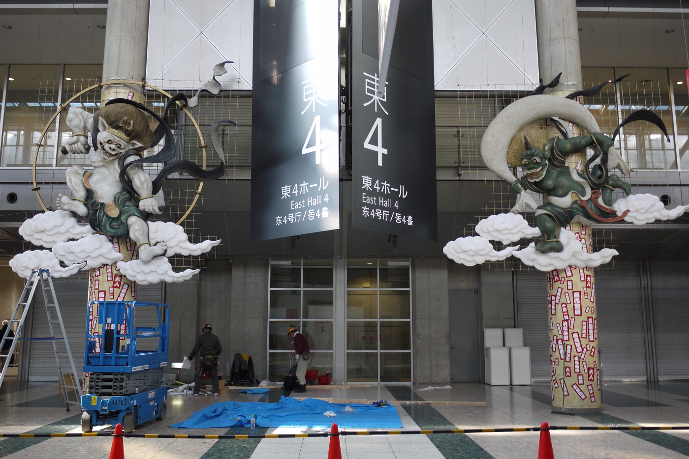 �N���b�N�Ŋg��\��